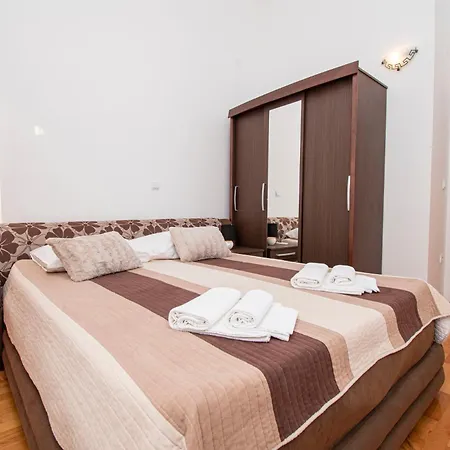 Quarto em Acomodações Particulares Lotus Oliva Premantura