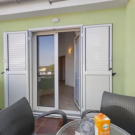 Lotus Oliva Homestay szállás Premantura